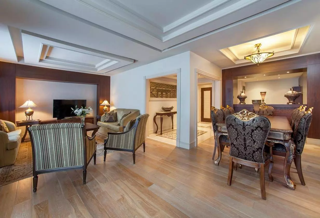 ELAQUALITY_SHABAVIZ (11).jpg